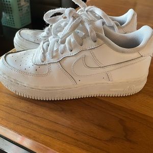 Nike Air Force One-Kids 3.5 Y